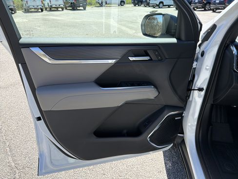 New 2026 GMC Acadia Elevation w/ Black Edition image 12