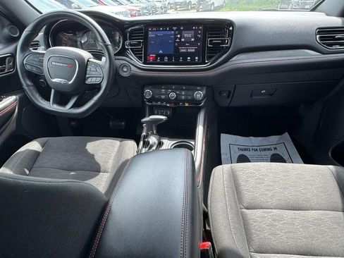 Used 2025 Dodge Durango GT AWD/4WD image 12