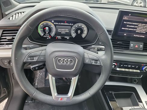 Used 2024 Audi Q5 e Premium Plus w/ Premium Plus Package AWD/4WD image 15
