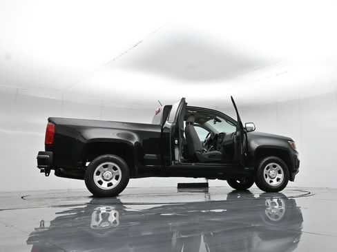 Used 2022 Chevrolet Colorado W/T w/ WT Convenience Package image 51