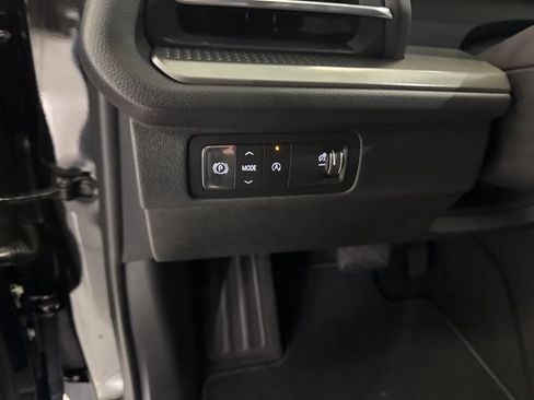 New 2026 Chevrolet Traverse LT FWD image 43