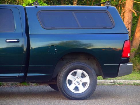 Used 2011 RAM 1500 Classic SLT AWD/4WD image 30