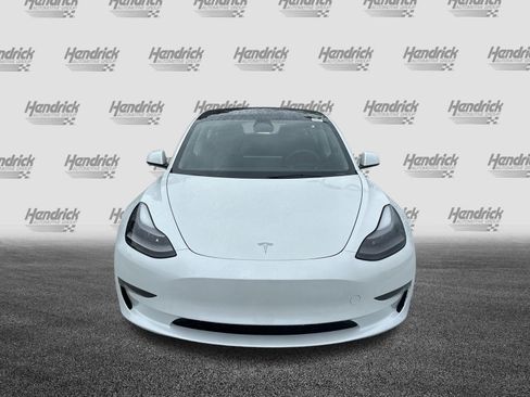Used 2023 Tesla Model 3 Standard Range RWD image 3
