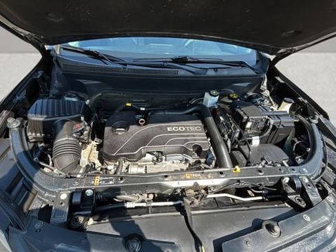 Used 2019 Chevrolet Equinox LT AWD/4WD image 32