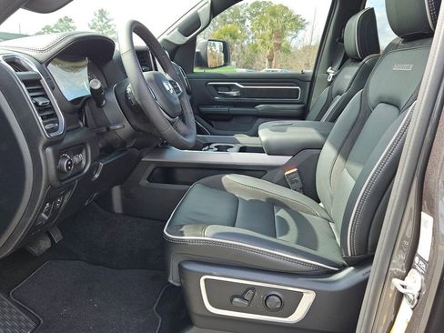 New 2026 RAM 1500 Laramie w/ Sport Appearance Package AWD/4WD image 10
