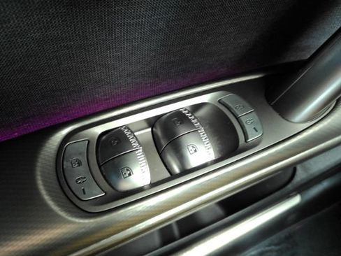 Used 2024 Genesis GV60 RWD image 37