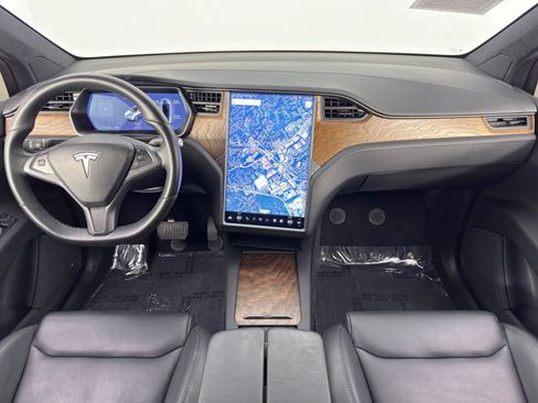 Used 2020 Tesla Model X Long Range image 12