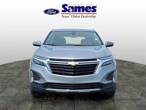 Used 2023 Chevrolet Equinox LT image 2