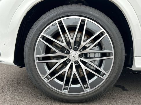 Used 2026 Mercedes-Benz GLE 53 AMG 4MATIC image 35