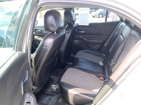Used 2015 Chevrolet Malibu LT FWD image 14