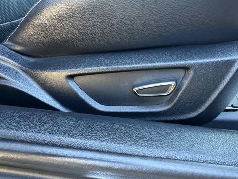 Used 2018 Ford Mustang GT Premium w/ GT Performance Package RWD image 28