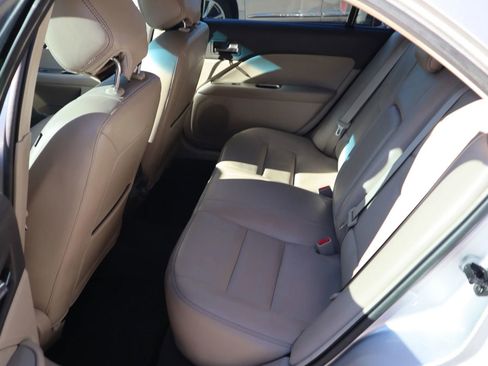 Used 2012 Ford Fusion Hybrid image 16