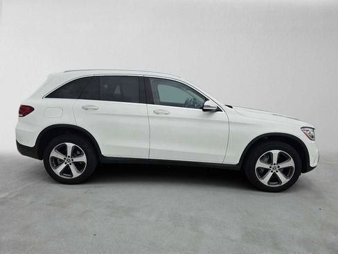 Used 2022 Mercedes-Benz GLC 300 image 2