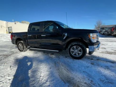Used 2023 Ford F150 XLT w/ XTR Package image 2