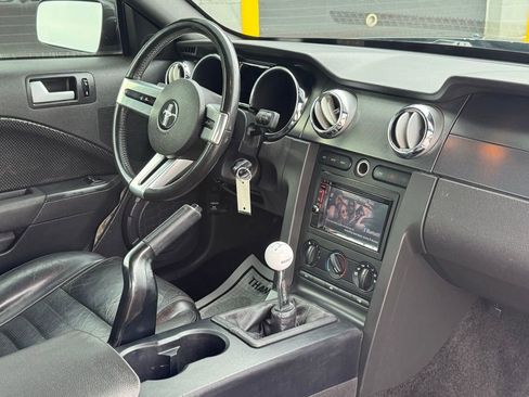 Used 2006 Ford Mustang GT image 41