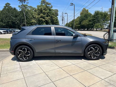 Used 2023 Hyundai Ioniq 5 SEL w/ Cargo Package RWD image 4