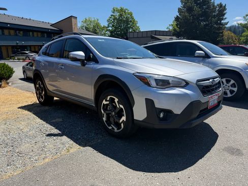 Used 2023 Subaru Crosstrek 2.5i Limited AWD/4WD image 4