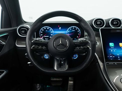 Used 2025 Mercedes-Benz GLC 43 AMG 4MATIC image 18
