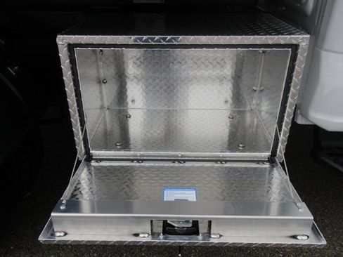 Used 2024 Ford F550 4x4 Regular Cab Super Duty image 12