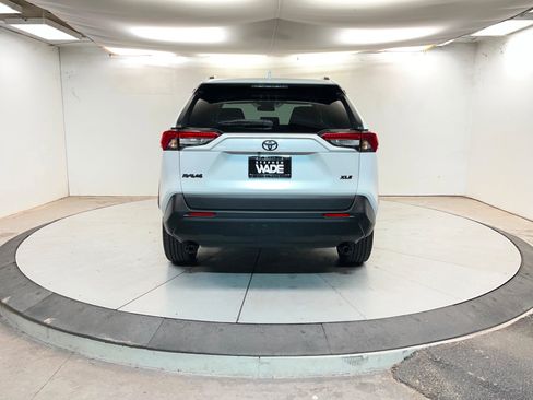 Used 2025 Toyota RAV4 XLE Premium image 5