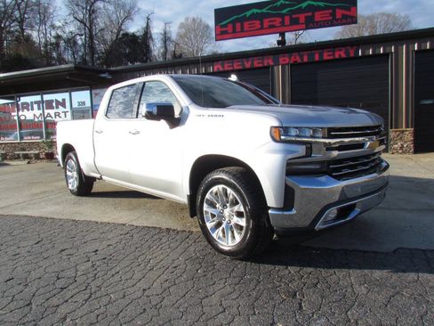 Used 2019 Chevrolet Silverado 1500 LTZ AWD/4WD image 1