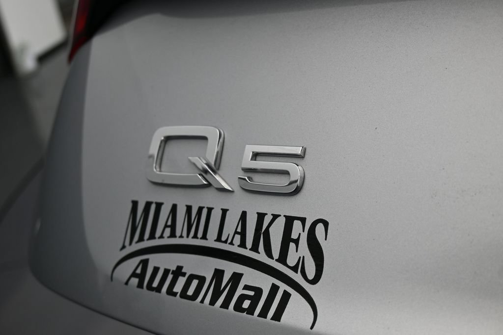 Used 2022 Audi Q5 2.0T Premium Plus w/ Premium Plus Package AWD/4WD image 39