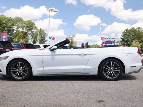 Used 2016 Ford Mustang Premium RWD image 2