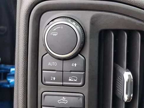 Used 2023 Chevrolet Silverado 1500 Custom AWD/4WD image 23