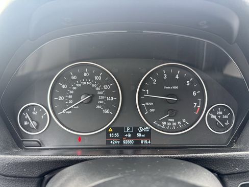 Used 2018 BMW 320i Sedan image 28