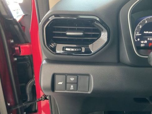 Certified 2023 Honda Pilot Elite image 9