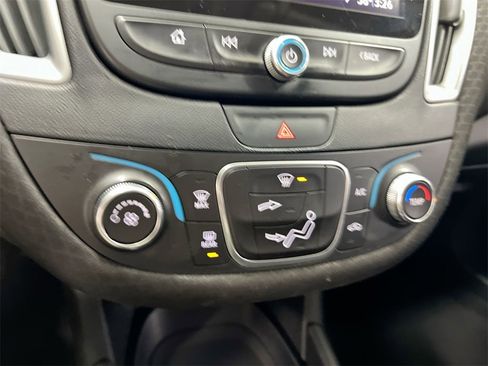 Used 2019 Chevrolet Malibu LS image 15