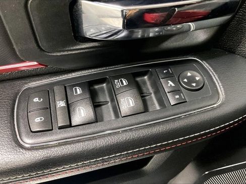 Used 2017 RAM 1500 Rebel w/ Luxury Group image 40