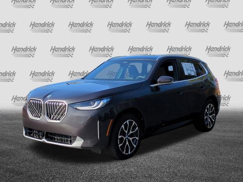 Used 2026 BMW X3 xDrive30i w/ Premium Package AWD/4WD image 5