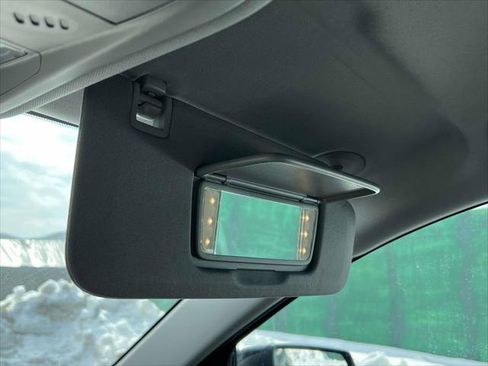 Used 2022 GMC Terrain SLE w/ Driver Convenience Package image 31