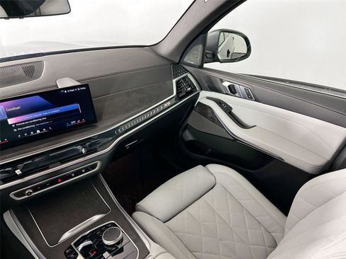 Certified 2025 BMW X5 xDrive40i image 22