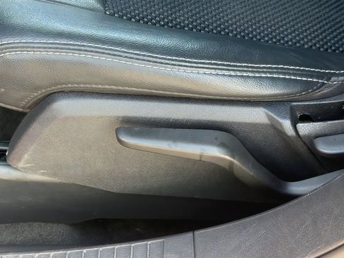 Used 2015 Jeep Compass Sport w/ Power Value Group image 32