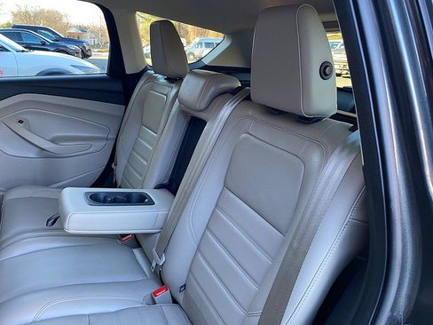 Used 2018 Ford Escape SEL image 34