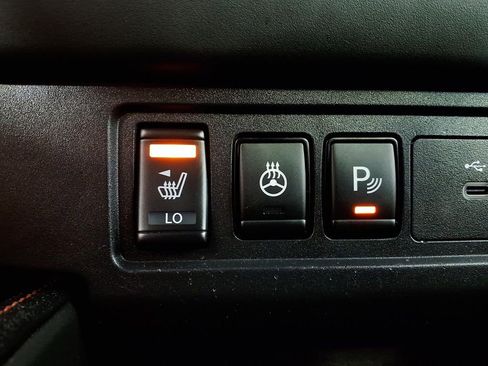 Used 2023 Nissan Frontier Pro-X w/ Pro Convenience Package RWD image 15