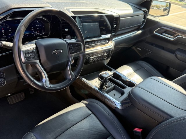 Used 2023 Chevrolet Silverado 1500 RST AWD/4WD image 7