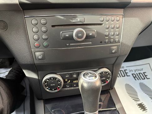 Used 2010 Mercedes-Benz GLK 350 4MATIC image 18