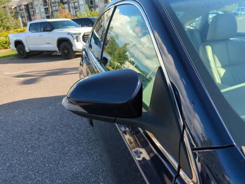 Used 2013 Toyota Avalon Limited image 12