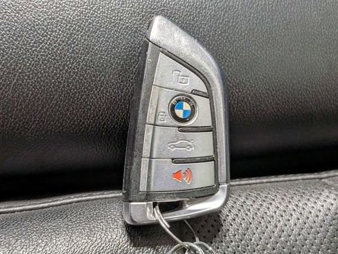 Used 2020 BMW X5 xDrive40i w/ M Sport Package AWD/4WD image 23