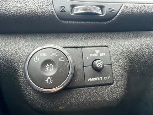 Used 2016 Chevrolet Traverse LT w/ Style and Technology Package FWD image 28