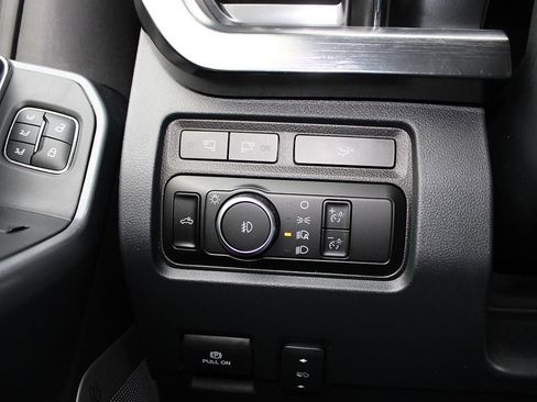 Used 2023 Ford F350 Lariat w/ FX4 Off-Road Package AWD/4WD image 20
