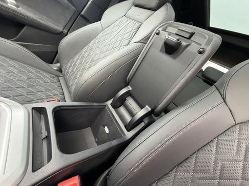 New 2025 Audi SQ5 Premium Plus image 33