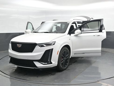 Used 2023 Cadillac XT6 Sport AWD/4WD image 48