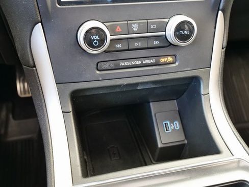 Used 2022 Ford Edge ST-Line w/ Class II Trailer Tow Package image 22