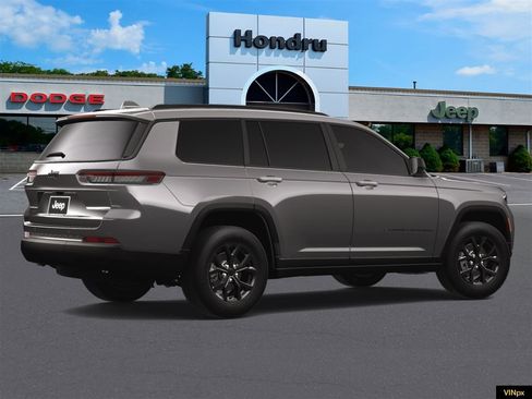 New 2025 Jeep Grand Cherokee L Altitude image 8