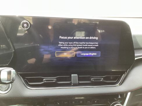 New 2026 Chevrolet Equinox RS w/ Safety and Technology Package FWD image 27