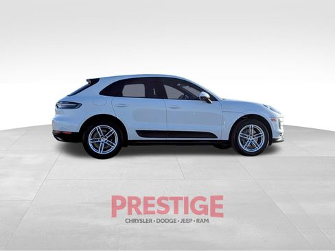 Used 2021 Porsche Macan w/ Premium Package Plus AWD/4WD image 6
